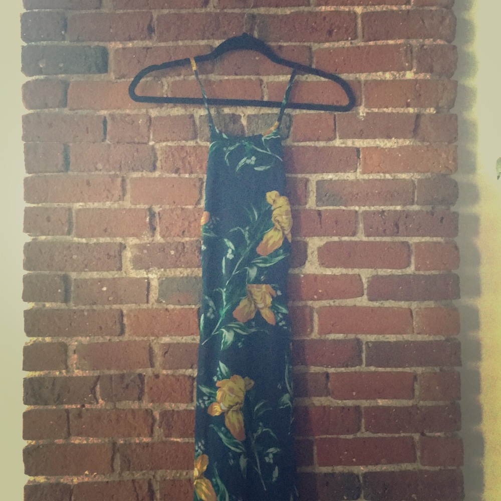Lulus maxi dress